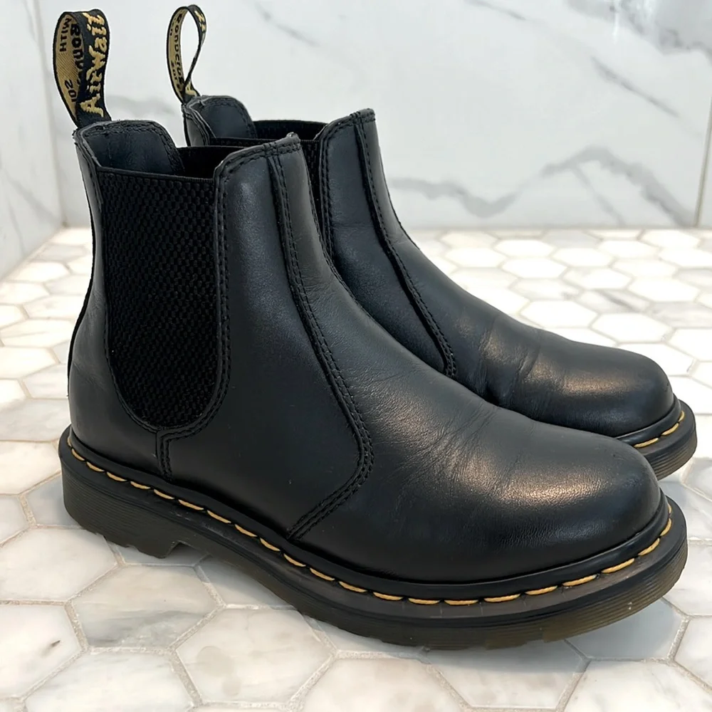 Dr Martens 2976 NAPPA LEATHER BLACK CHELSEA BOOTS Women’s Size 6